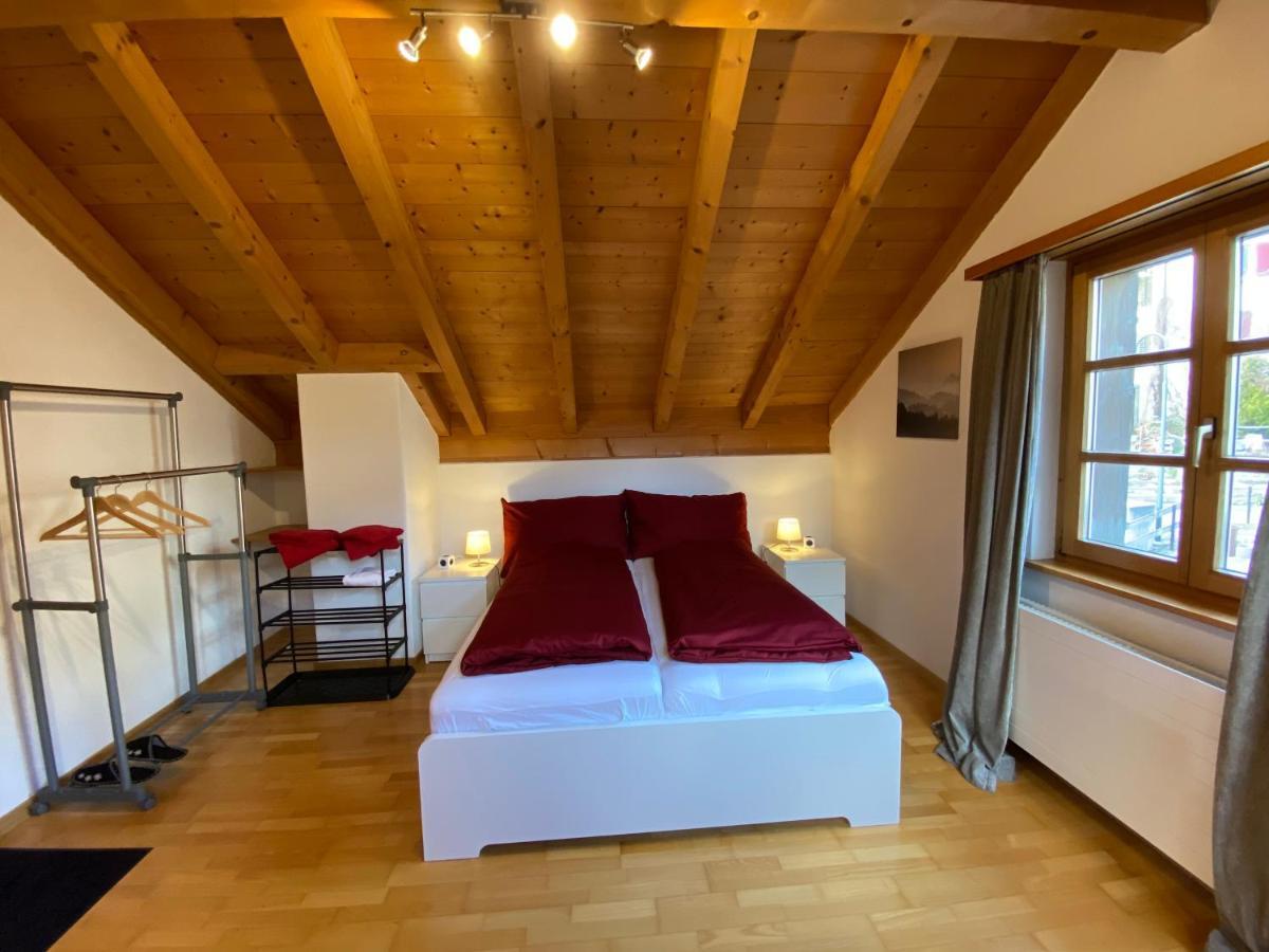 Atelier 67 Bed and Breakfast Obersaxen Esterno foto